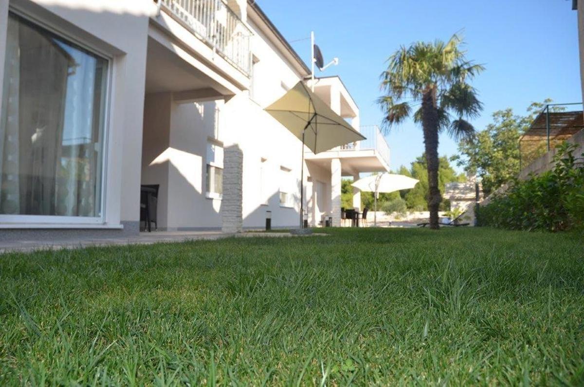 Apartments Villa Marina Vodice Esterno foto